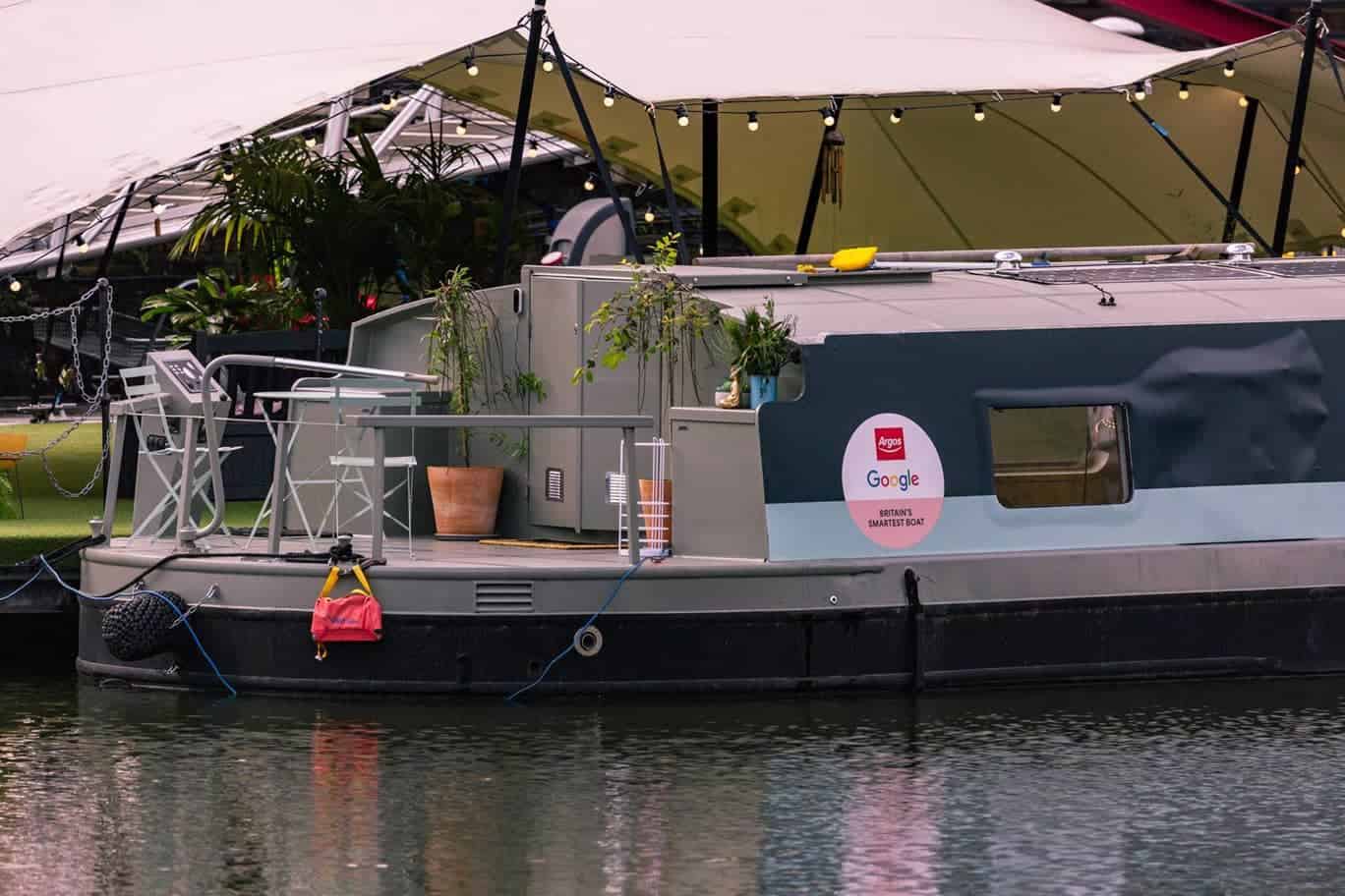 google themed narrow boat in London